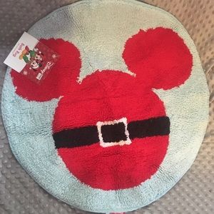 MICKEY MOUSE CHRISTMAS BATH RUG